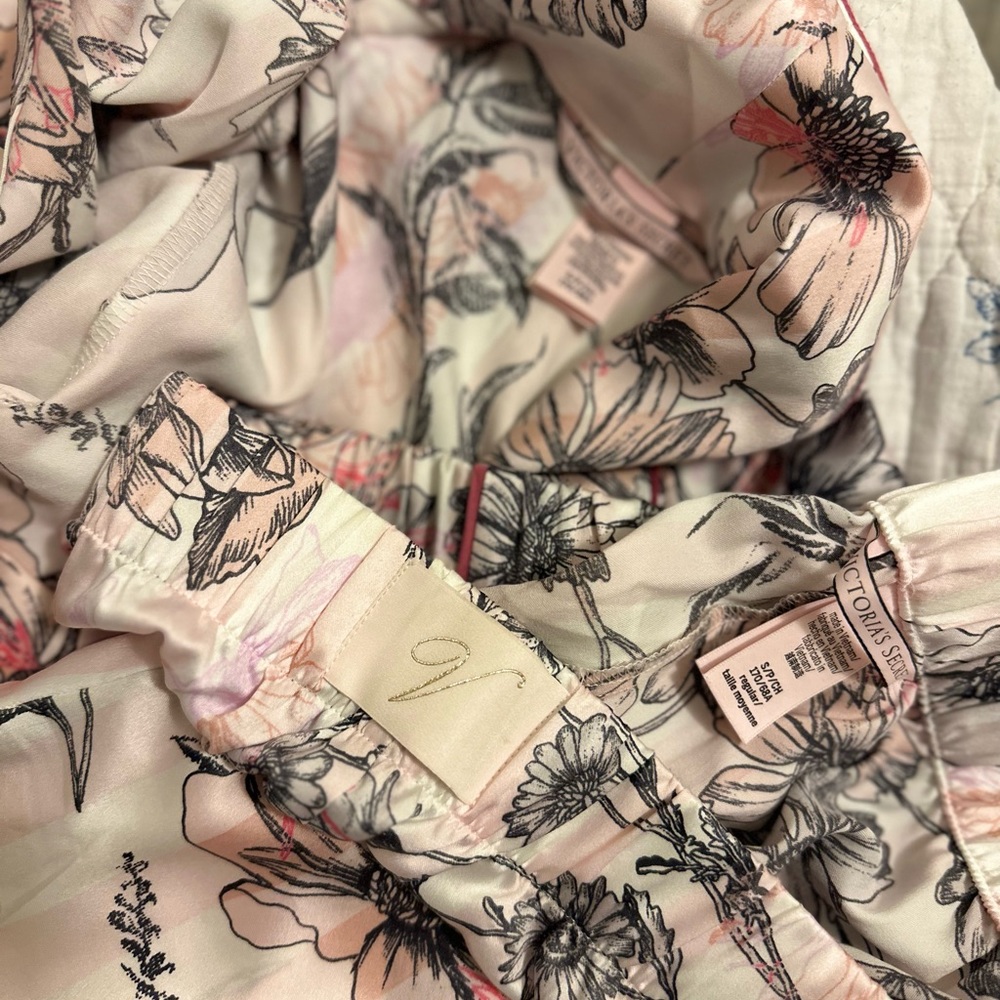 Victoria Secret Sleepwear Pajamas Floral